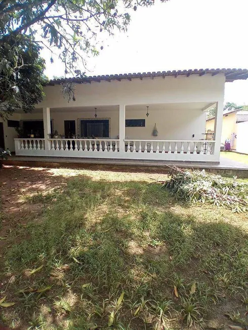 Foto 1 de Casa com 4 Quartos para alugar, 800m² em Jardim Apolo I, São José dos Campos