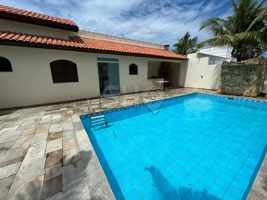 Foto 1 de Casa de Condomínio com 4 Quartos à venda, 320m² em Jardim Acapulco , Guarujá