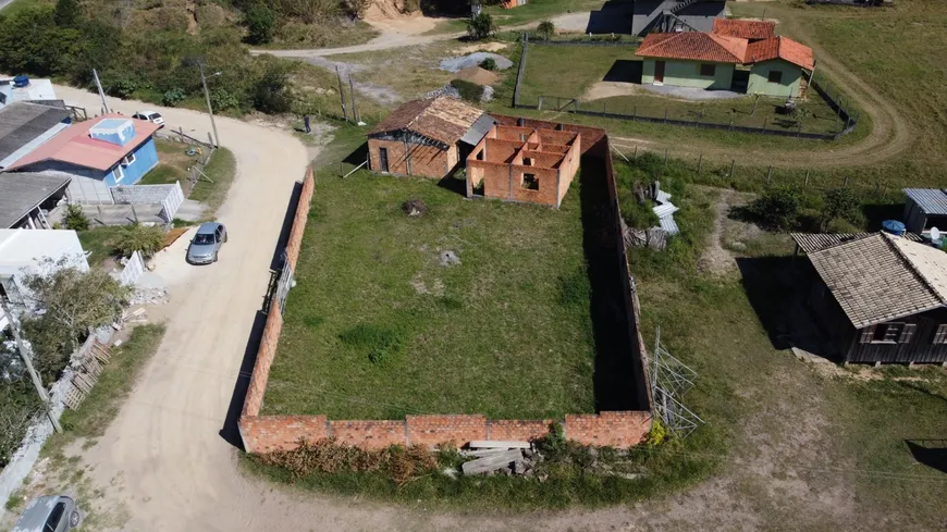 Foto 1 de Lote/Terreno à venda, 650m² em Campo Duna, Garopaba