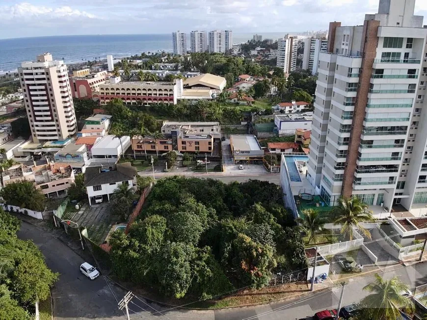 Foto 1 de Lote/Terreno à venda, 1200m² em Patamares, Salvador