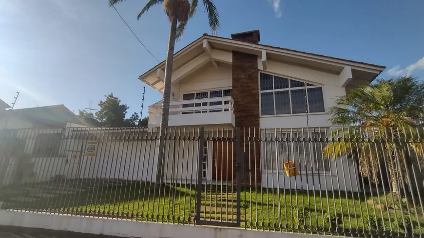 Foto 1 de Casa com 4 Quartos à venda, 300m² em Centro, Esteio