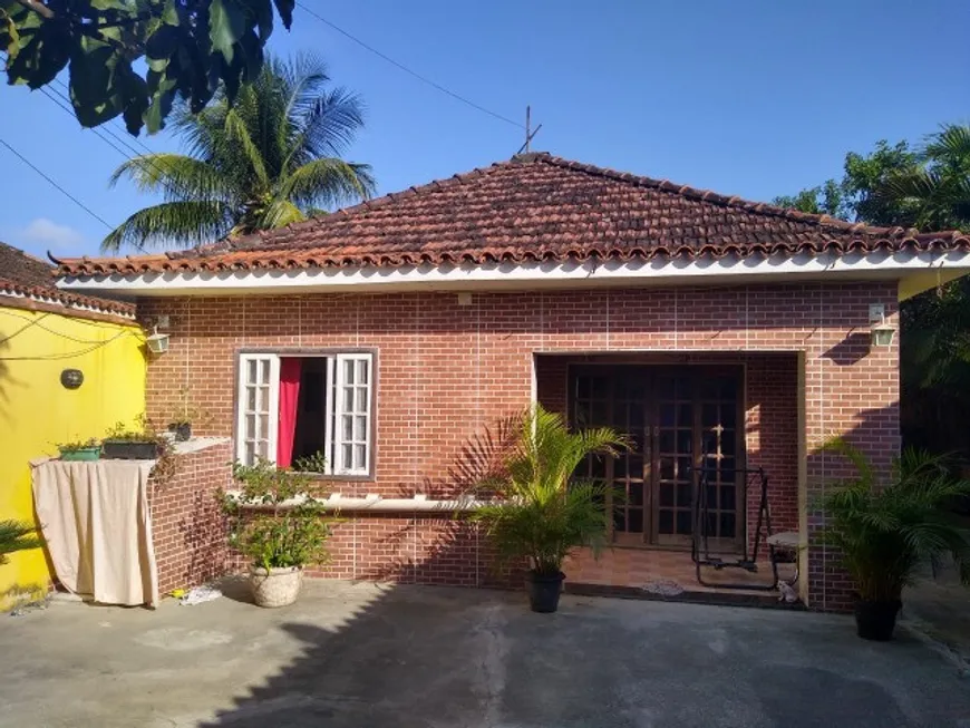 Foto 1 de Casa com 4 Quartos à venda, 90m² em Santa Cruz, Rio de Janeiro