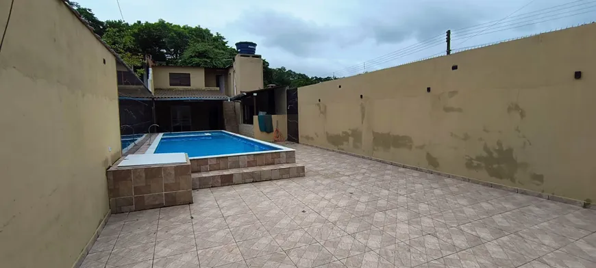 Foto 1 de Casa com 2 Quartos à venda, 90m² em Jardim Guacyra, Itanhaém