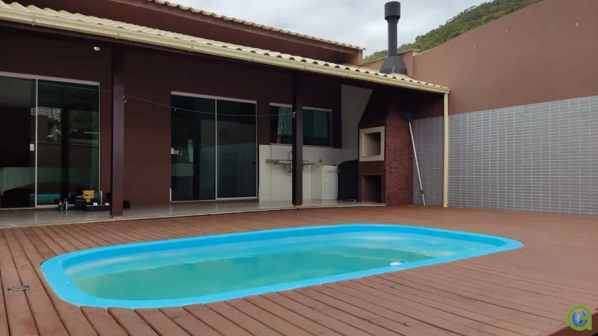 Foto 1 de Casa com 3 Quartos à venda, 100m² em Cachoeira do Bom Jesus, Florianópolis