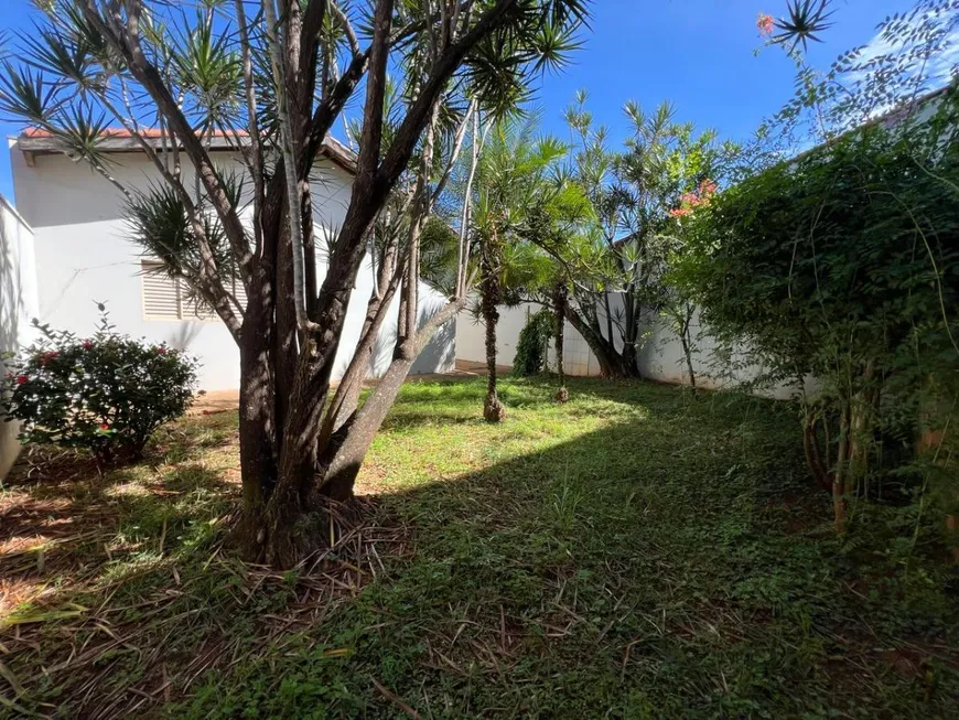 Foto 1 de Casa com 3 Quartos à venda, 250m² em Jardim Ângela Rosa, Franca
