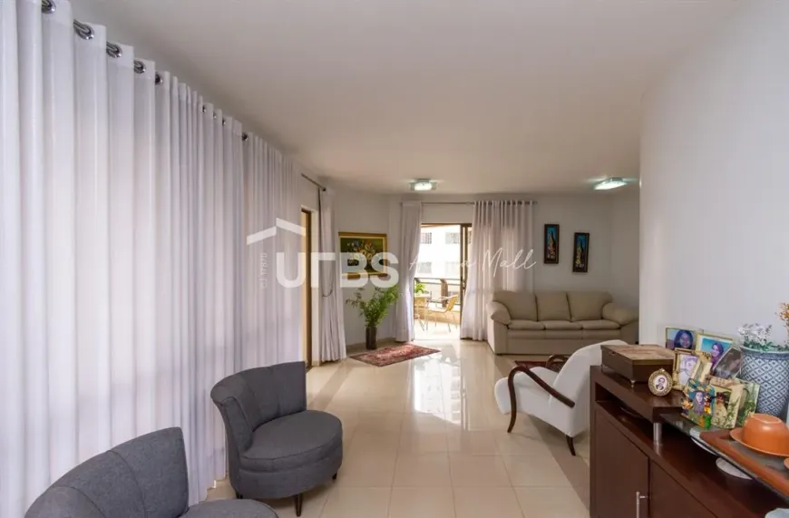Foto 1 de Apartamento com 4 Quartos à venda, 225m² em Setor Bueno, Goiânia