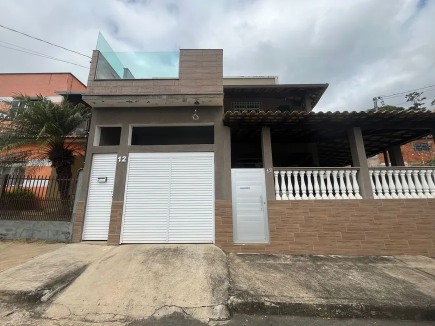 Foto 1 de Casa com 3 Quartos à venda, 200m² em Centro, Matias Barbosa