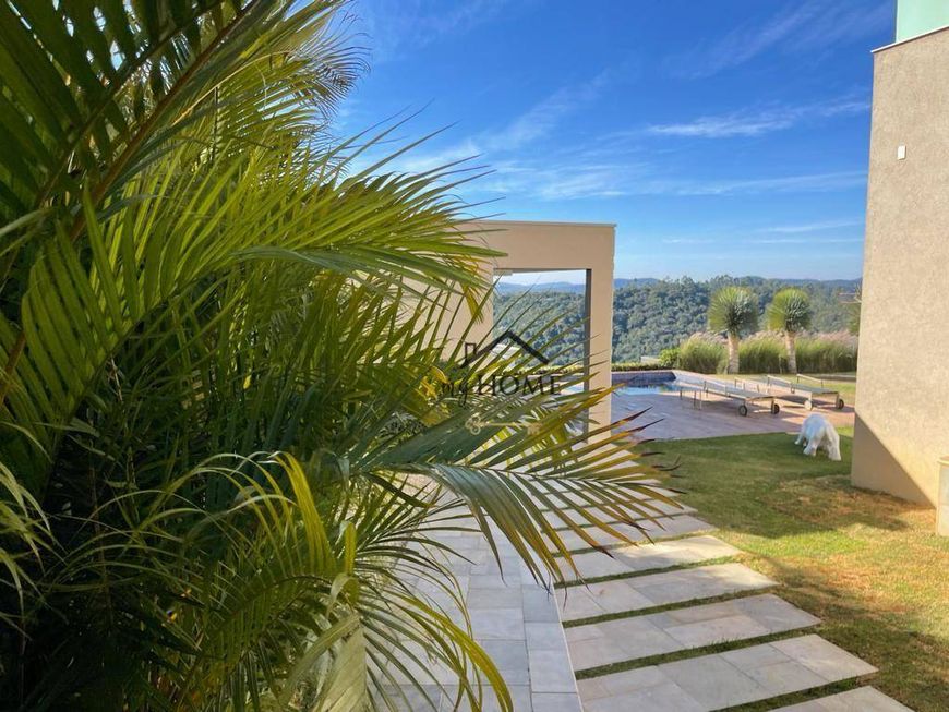 Casa de Condomínio na Alameda das Aroeiras, Alphaville em Santana de