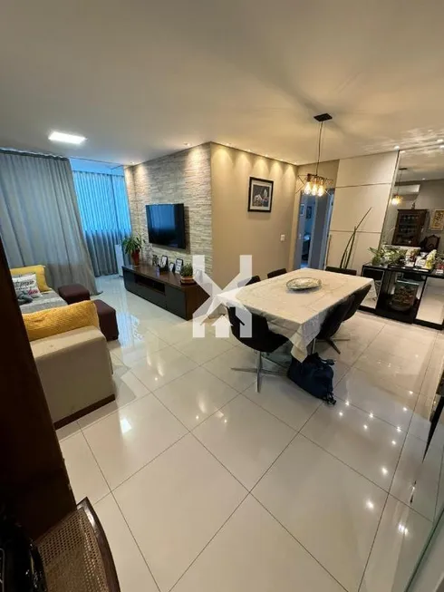 Foto 1 de Apartamento com 3 Quartos à venda, 120m² em Sagrada Família, Belo Horizonte