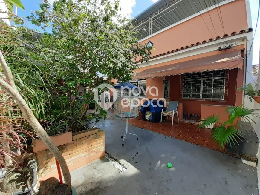 Foto 1 de Casa com 3 Quartos à venda, 260m² em Pilares, Rio de Janeiro