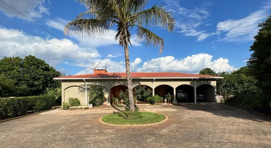 Foto 1 de Casa com 3 Quartos à venda, 330m² em Dois Córregos, Piracicaba