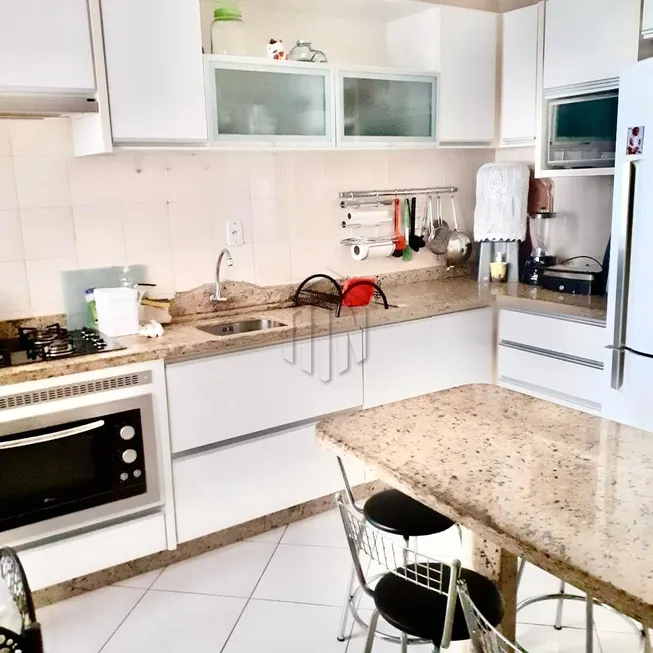 Foto 1 de Apartamento com 3 Quartos à venda, 92m² em Estreito, Florianópolis