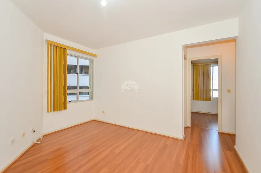 Foto 1 de Apartamento com 3 Quartos à venda, 52m² em Mercês, Curitiba