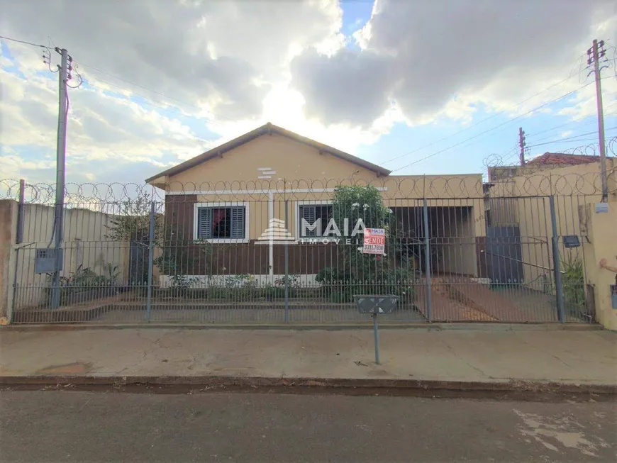 Foto 1 de Casa com 3 Quartos à venda, 130m² em São Benedito, Uberaba