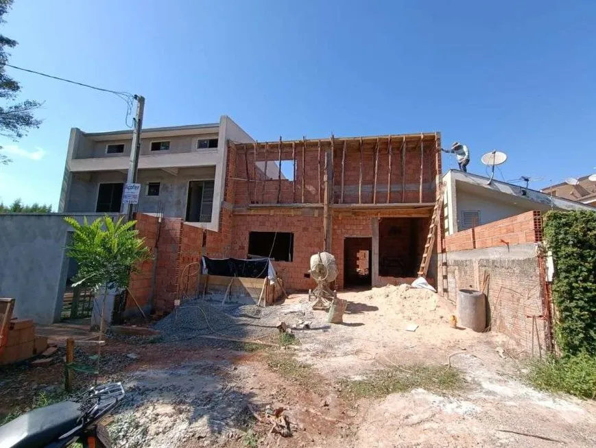 Foto 1 de Casa com 3 Quartos à venda, 118m² em Jardim Burle Marx, Londrina