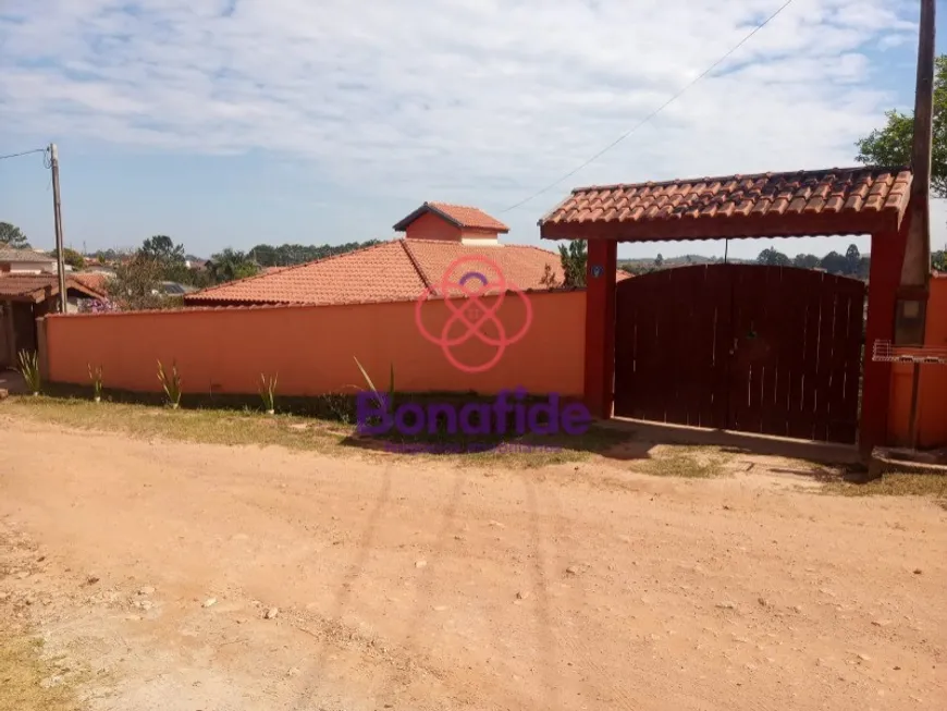 Foto 1 de Fazenda/Sítio com 2 Quartos à venda, 100m² em Maracanã, Jarinu