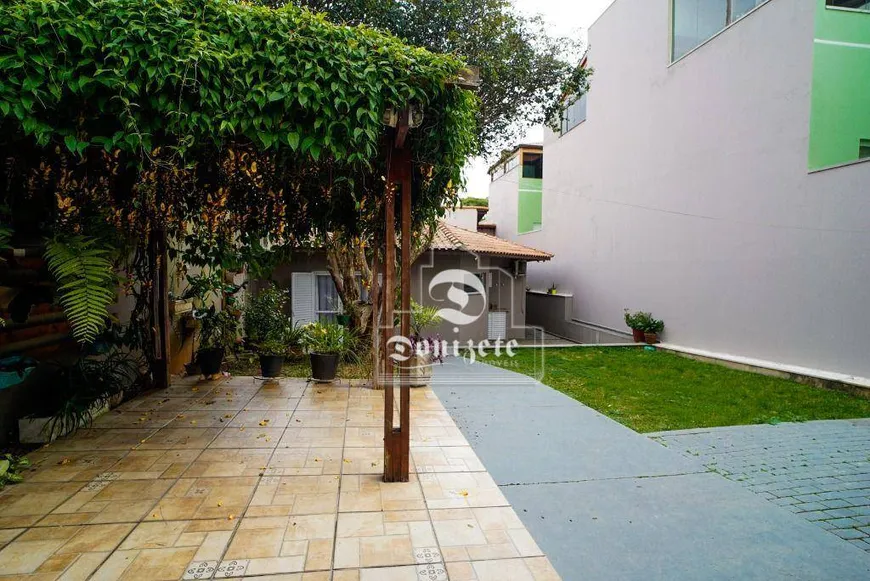 Foto 1 de Casa com 3 Quartos à venda, 201m² em Vila Assuncao, Santo André