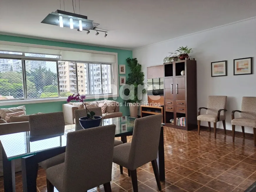 Foto 1 de Apartamento com 3 Quartos à venda, 177m² em Aclimação, São Paulo