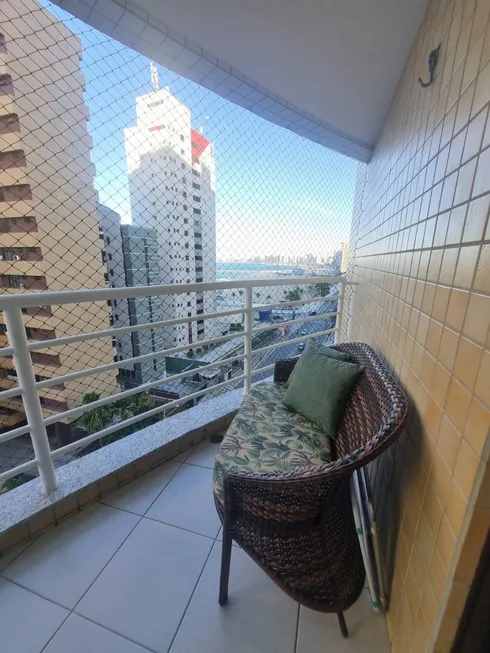 Foto 1 de Apartamento com 2 Quartos para alugar, 70m² em Meireles, Fortaleza