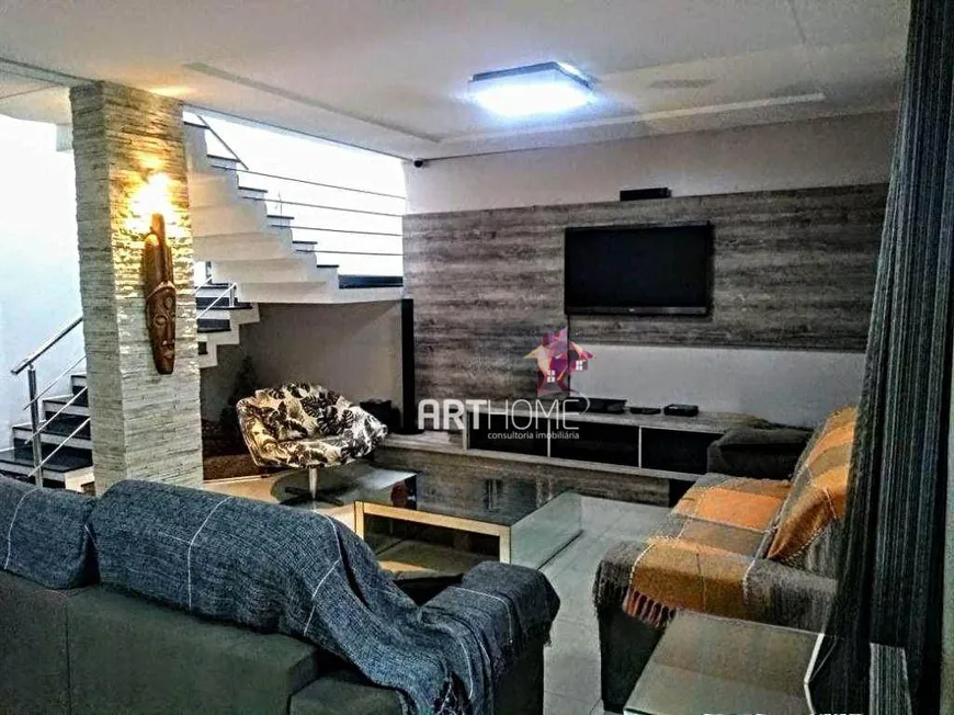 Foto 1 de Sobrado com 3 Quartos à venda, 268m² em Rudge Ramos, São Bernardo do Campo