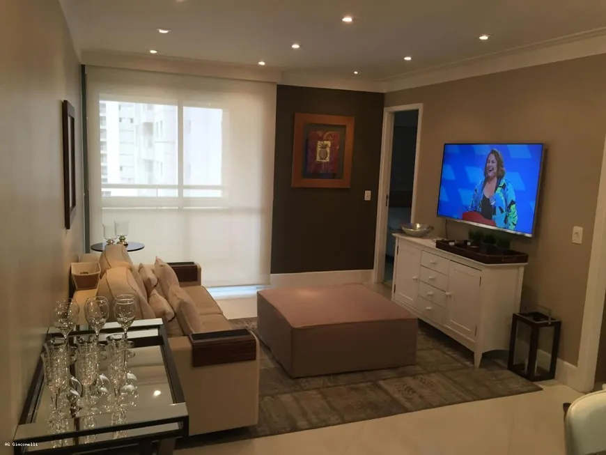 Foto 1 de Apartamento com 2 Quartos para alugar, 65m² em Vila Olímpia, São Paulo