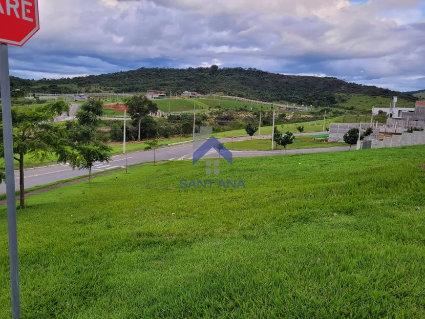 Foto 1 de Lote/Terreno à venda, 450m² em Chácaras Catagua, Taubaté