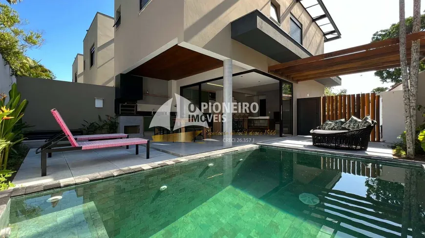 Foto 1 de Casa de Condomínio com 3 Quartos para alugar, 180m² em Praia de Juquehy, São Sebastião