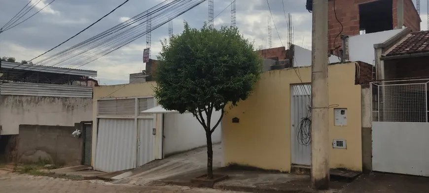 Foto 1 de Lote/Terreno à venda, 142m² em Paraíso, Ponte Nova