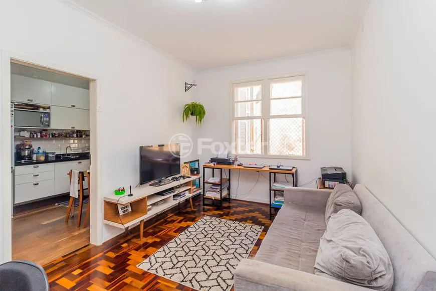 Foto 1 de Apartamento com 3 Quartos à venda, 90m² em São Geraldo, Porto Alegre