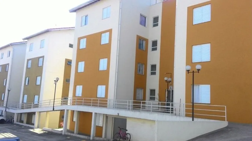 Foto 1 de Apartamento com 2 Quartos à venda, 42m² em Outeiro de Passárgada, Cotia