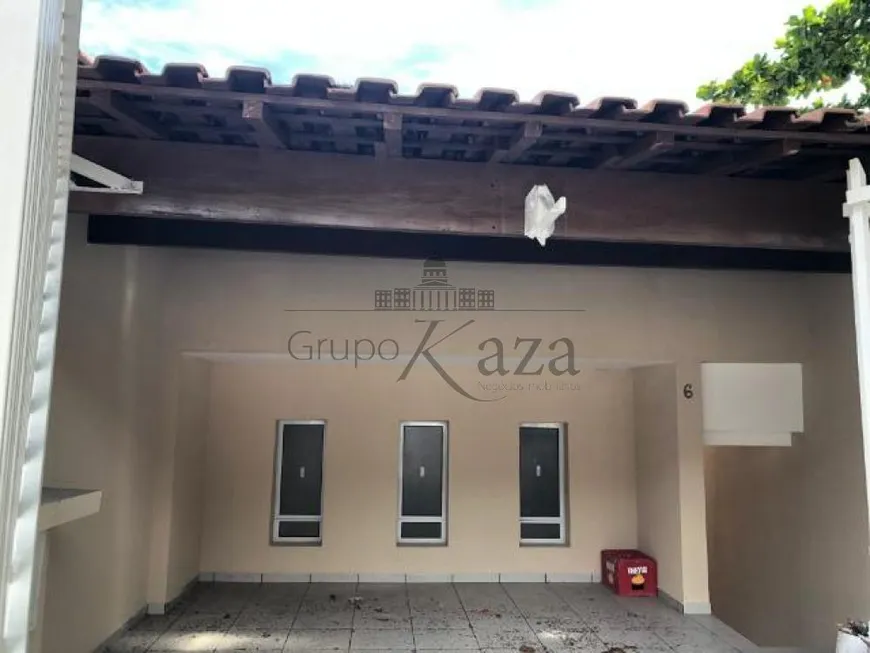 Foto 1 de Casa com 2 Quartos à venda, 170m² em Parque Santo Antônio, Jacareí