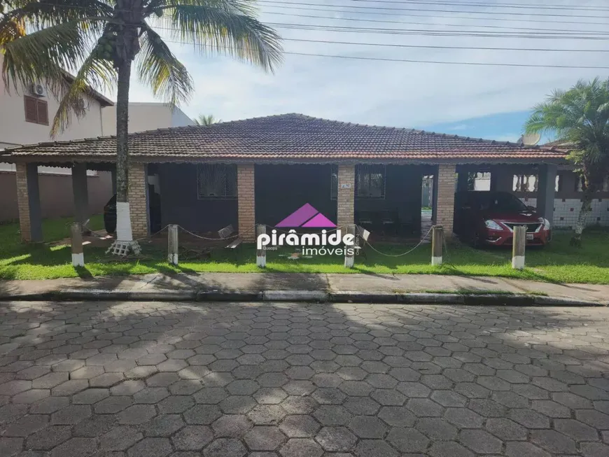 Foto 1 de Casa com 3 Quartos à venda, 150m² em Massaguaçu, Caraguatatuba