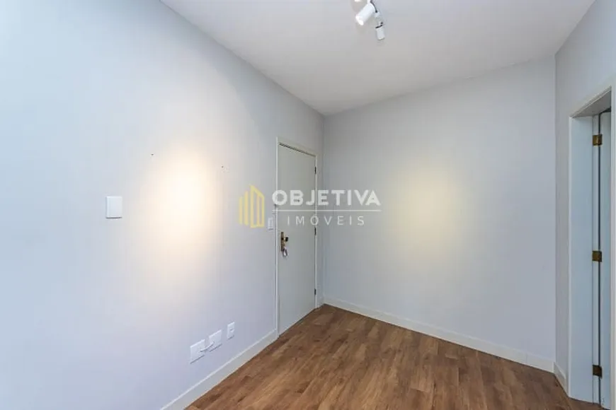 Foto 1 de Sala Comercial à venda, 39m² em Menino Deus, Porto Alegre