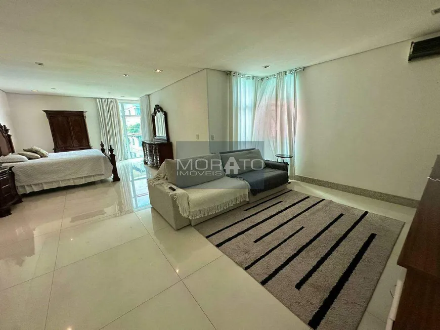 Foto 1 de Casa com 4 Quartos à venda, 484m² em Cabral, Contagem