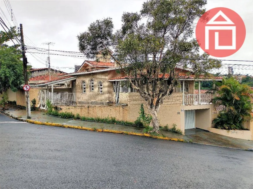 Foto 1 de Casa com 3 Quartos à venda, 335m² em Jardim Europa, Bragança Paulista