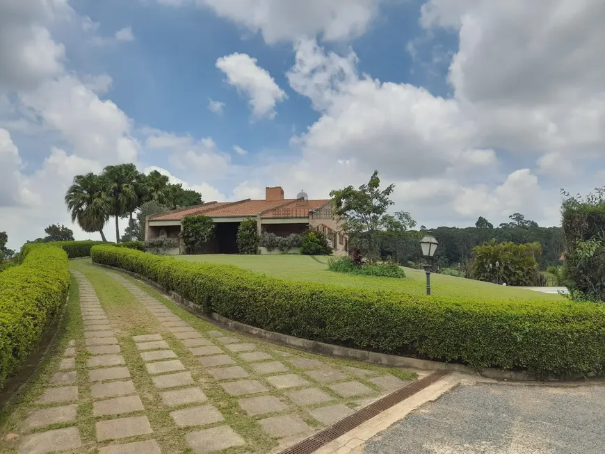 Foto 1 de Fazenda/Sítio com 4 Quartos à venda, 900m² em Campininha Canguera, São Roque