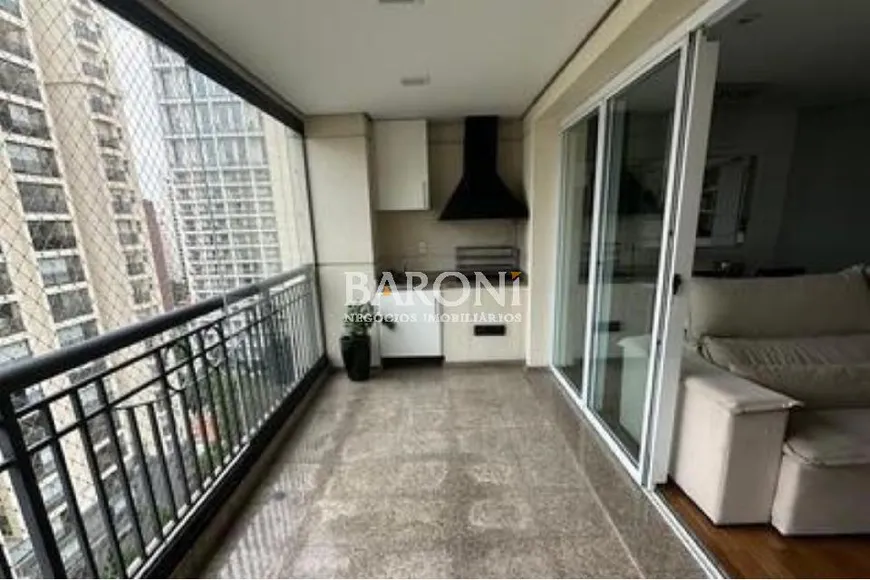 Foto 1 de Apartamento com 4 Quartos à venda, 137m² em Moema, São Paulo