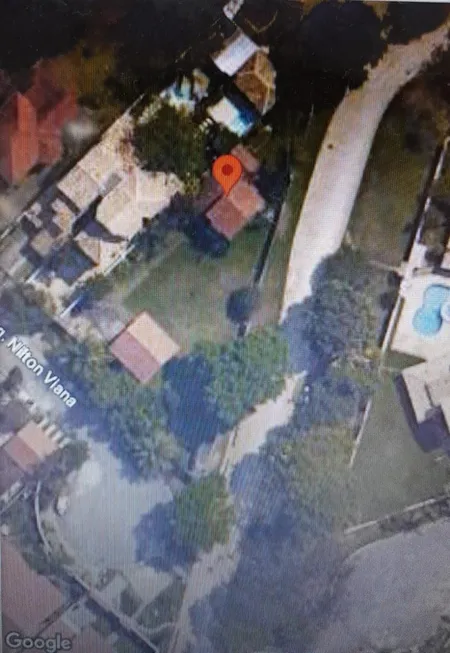 Foto 1 de Lote/Terreno à venda, 330m² em Camboinhas, Niterói