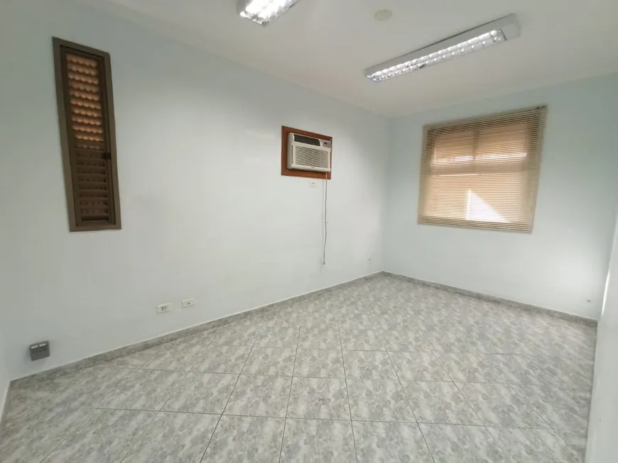 Foto 1 de Sobrado com 4 Quartos para alugar, 250m² em Embaré, Santos