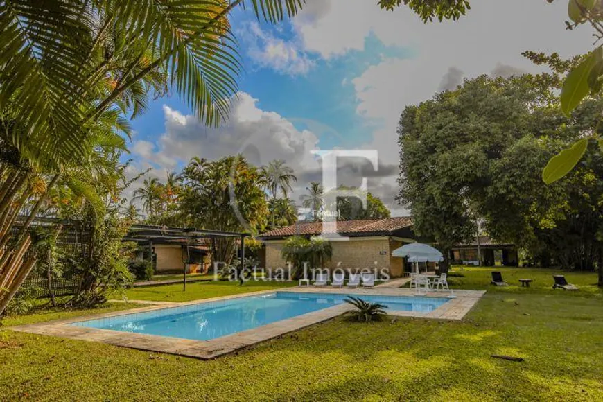 Foto 1 de Casa com 7 Quartos à venda, 900m² em Balneário Praia do Pernambuco, Guarujá