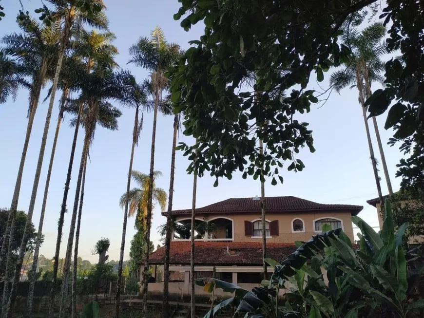 Foto 1 de Fazenda/Sítio com 4 Quartos à venda, 350m² em Belas Artes, Itanhaém