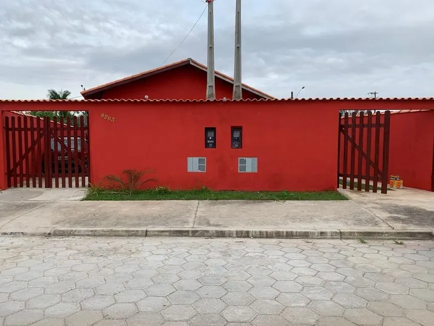 Foto 1 de Casa com 2 Quartos à venda, 59m² em Jardim Regina, Itanhaém