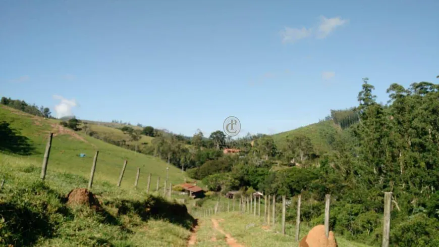 Foto 1 de Fazenda/Sítio com 3 Quartos à venda, 1113200m² em Itapeva, Paraibuna
