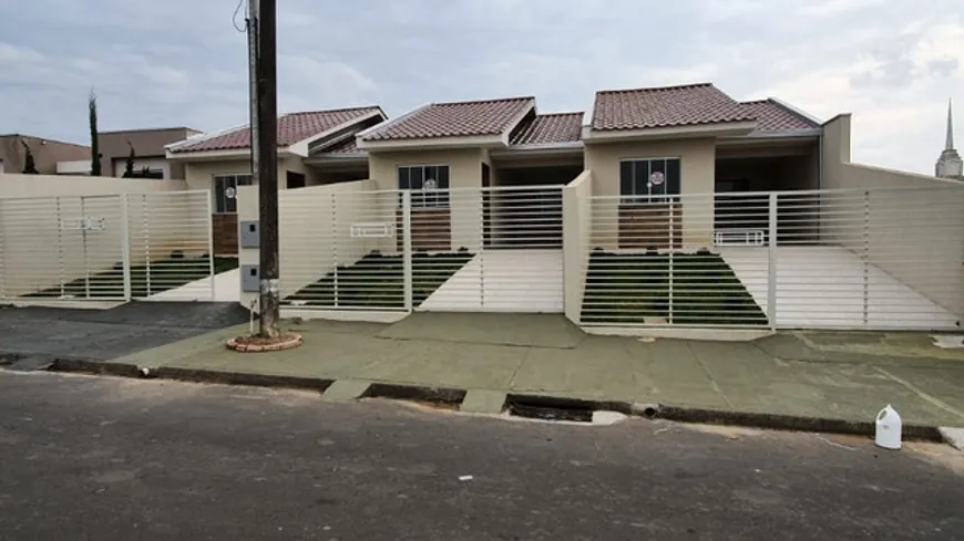 Foto 1 de Casa com 3 Quartos à venda, 76m² em Centro, Ponta Grossa