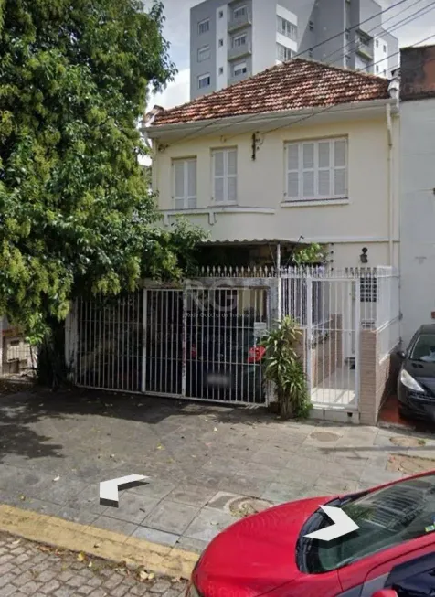 Foto 1 de Casa com 2 Quartos à venda, 56m² em Higienópolis, Porto Alegre