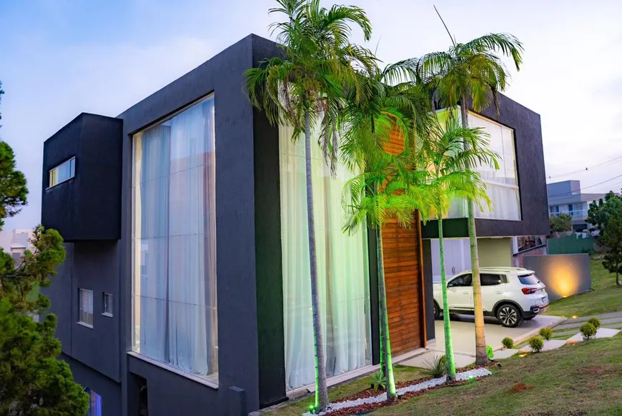 Foto 1 de Casa de Condomínio com 5 Quartos à venda, 512m² em Alphaville Litoral Norte 2, Camaçari