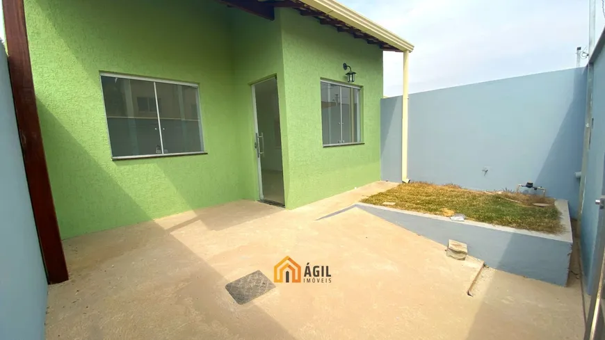 Foto 1 de Casa com 3 Quartos à venda, 55m² em Resplendor, Igarapé