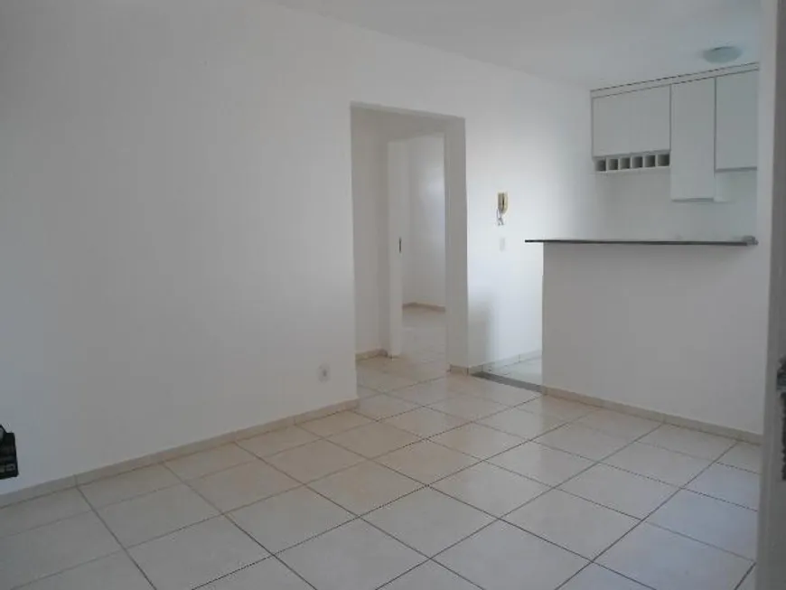 Foto 1 de Apartamento com 2 Quartos à venda, 44m² em Shopping Park, Uberlândia