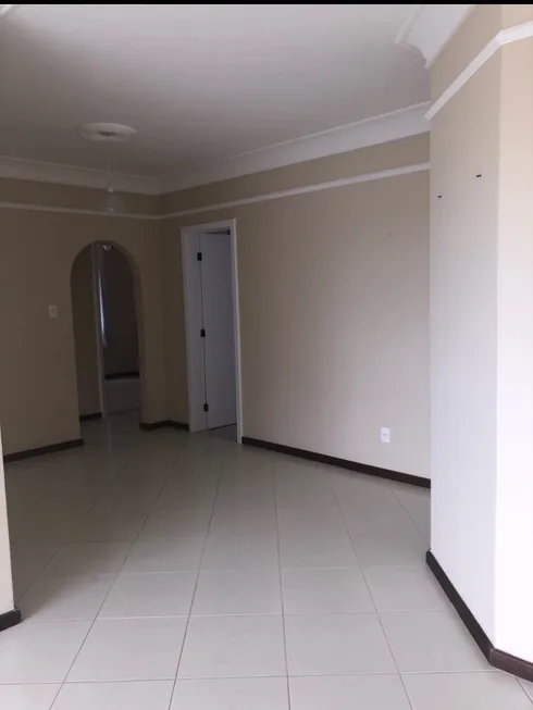 Foto 1 de Apartamento com 3 Quartos à venda, 110m² em Candeal, Salvador