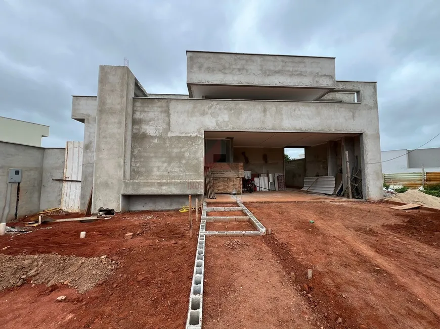 Foto 1 de Casa com 3 Quartos à venda, 265m² em Setor Central, São Luís de Montes Belos